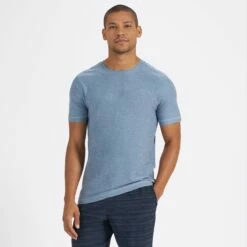 Vuori Men's Strato Tech Tee 12 Vuori Men's Strato Tech Tee -Clothing Sales Shop vuori mens strato tech tee 4